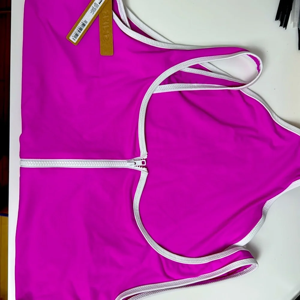 SKIMS Zip-Up Swim Scoop Neck One-piece